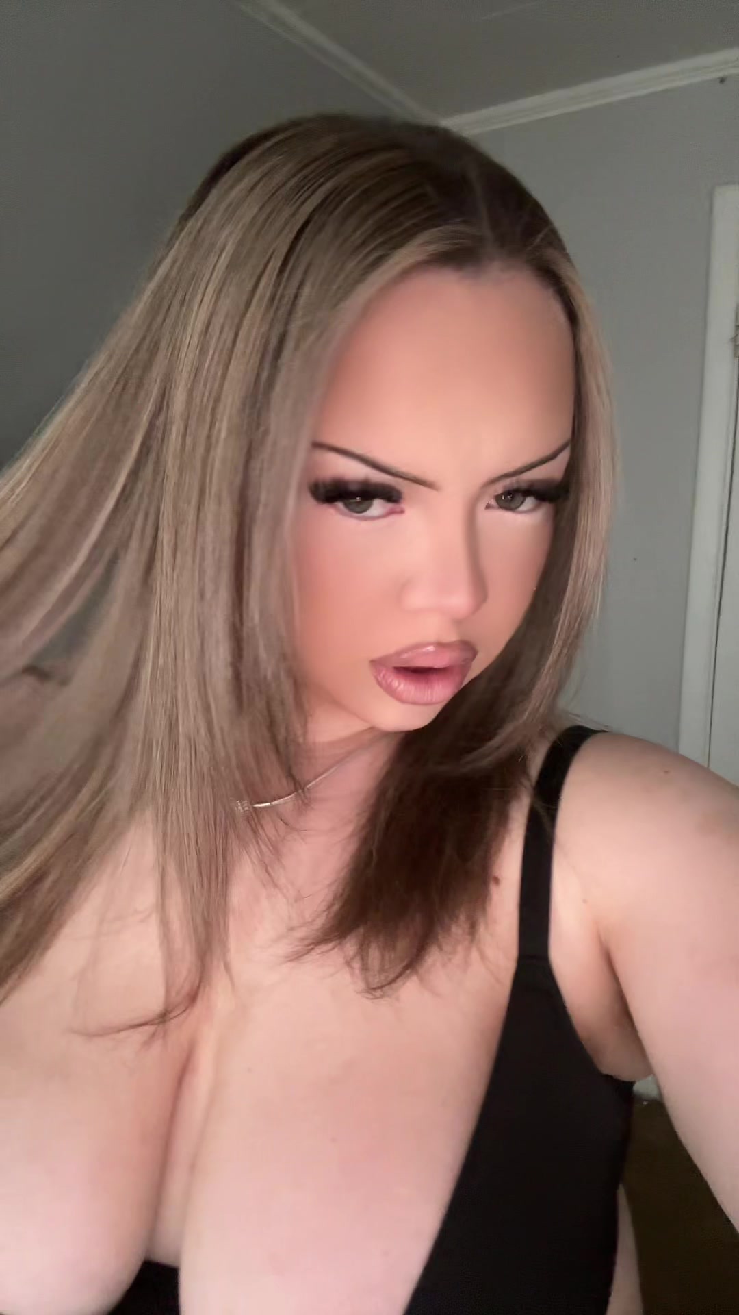 @vanessacheyenn