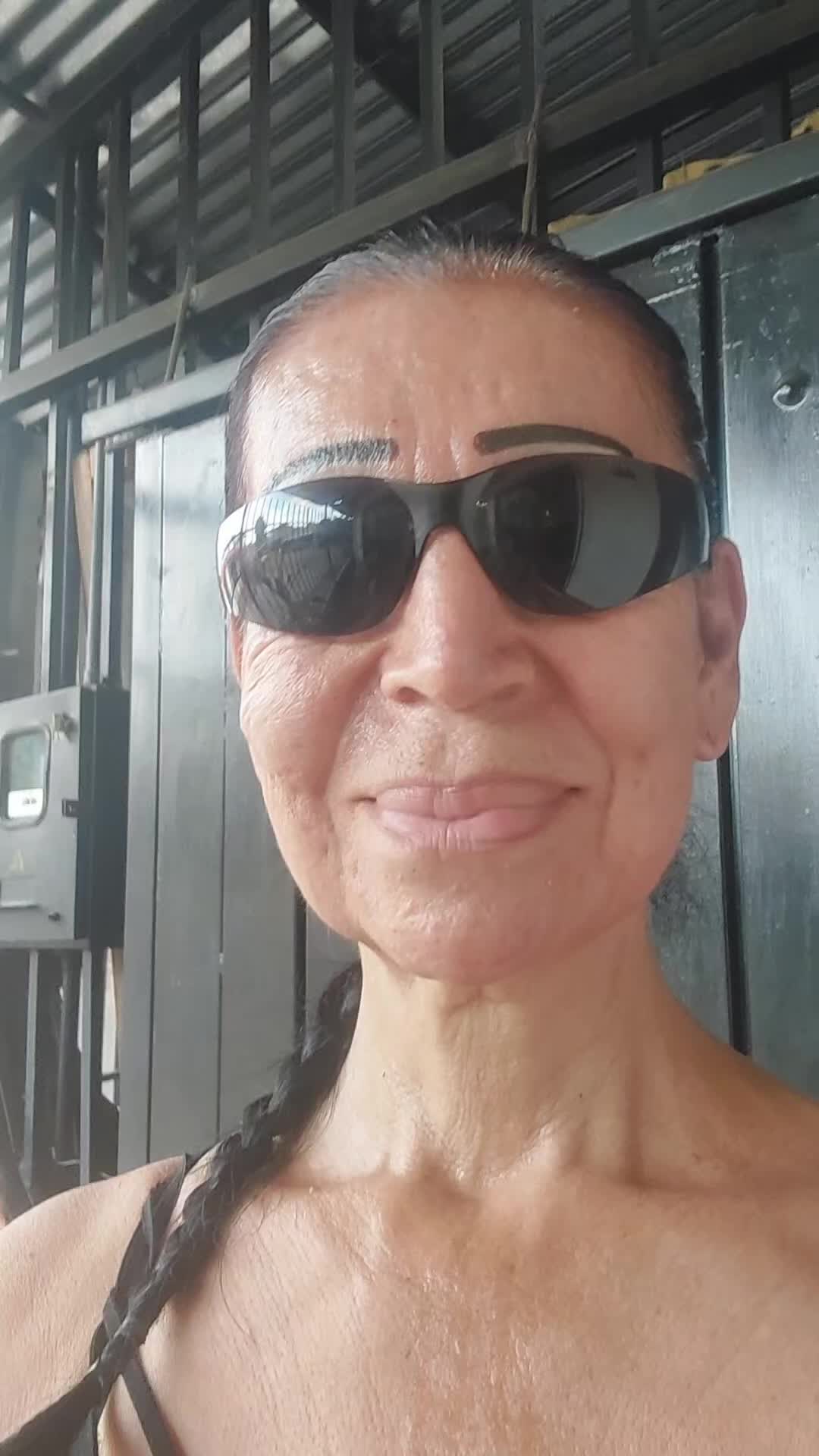 @alemoAlessia Moya Lopez