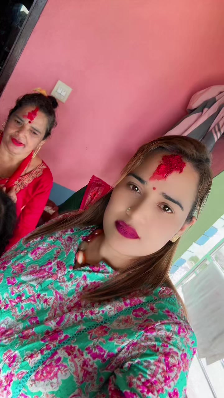 @Chandra Adhikari💗