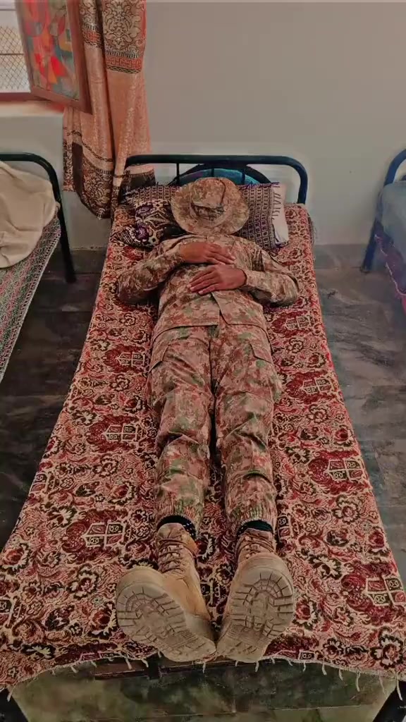 @Pak Army Zindabad