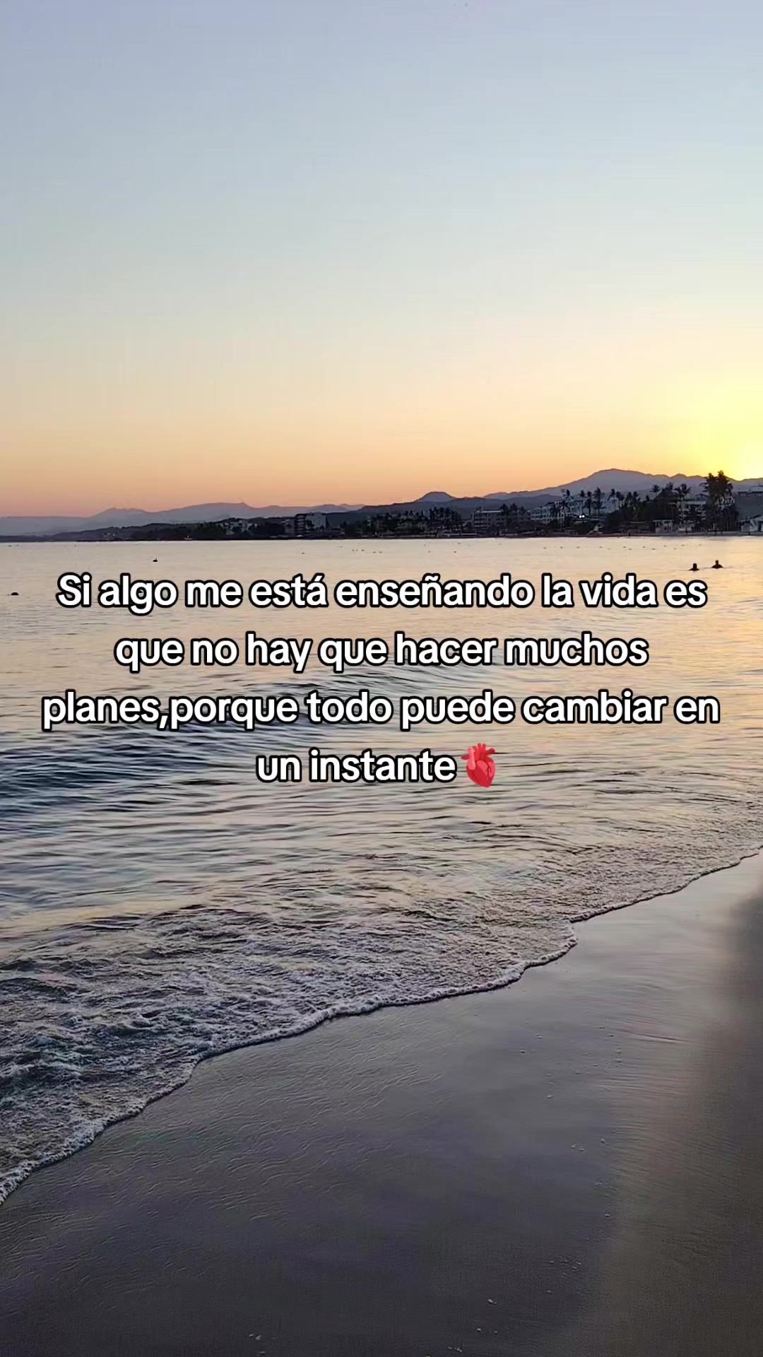 @Nadia Isabel Flores