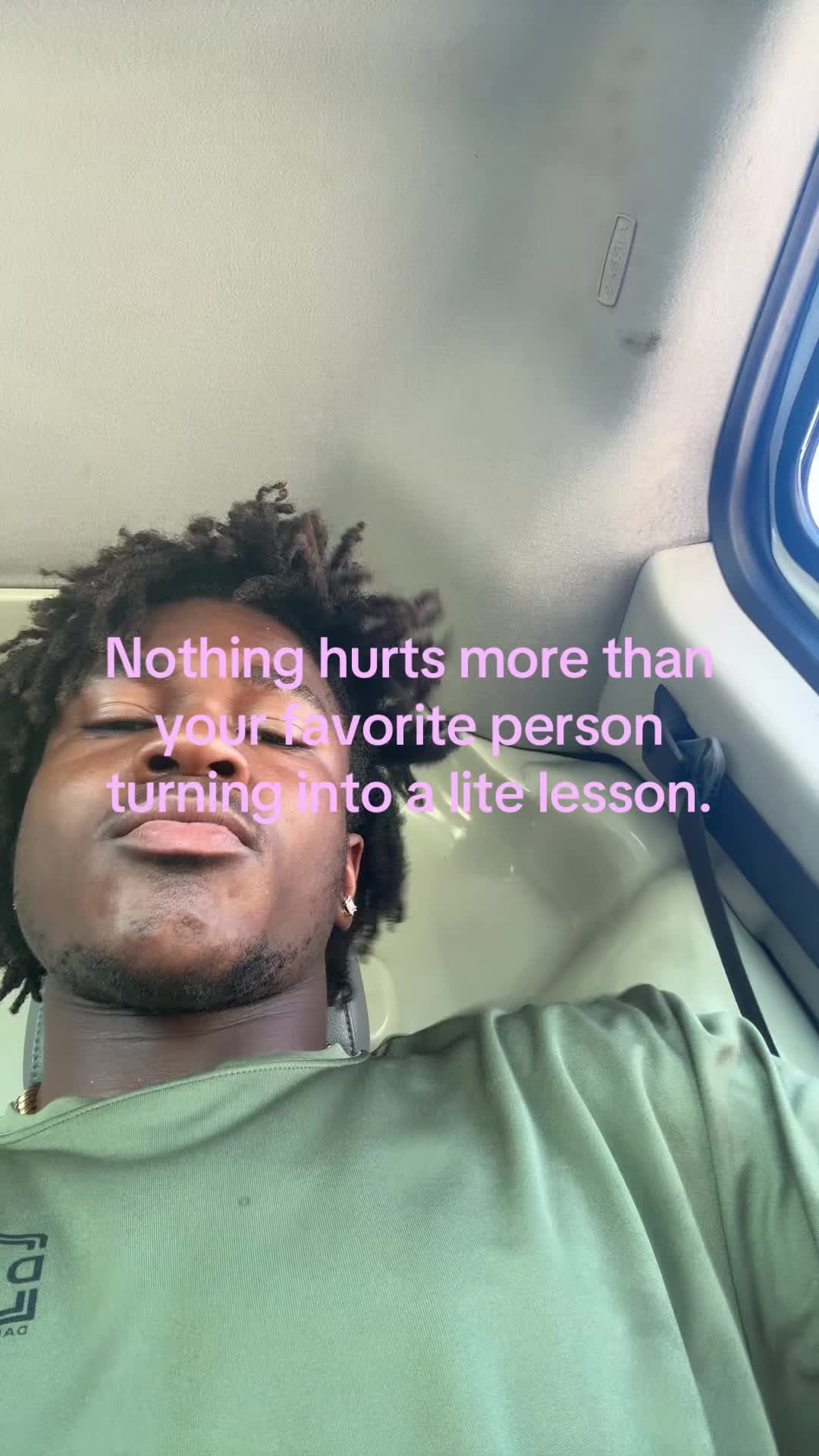 @😶