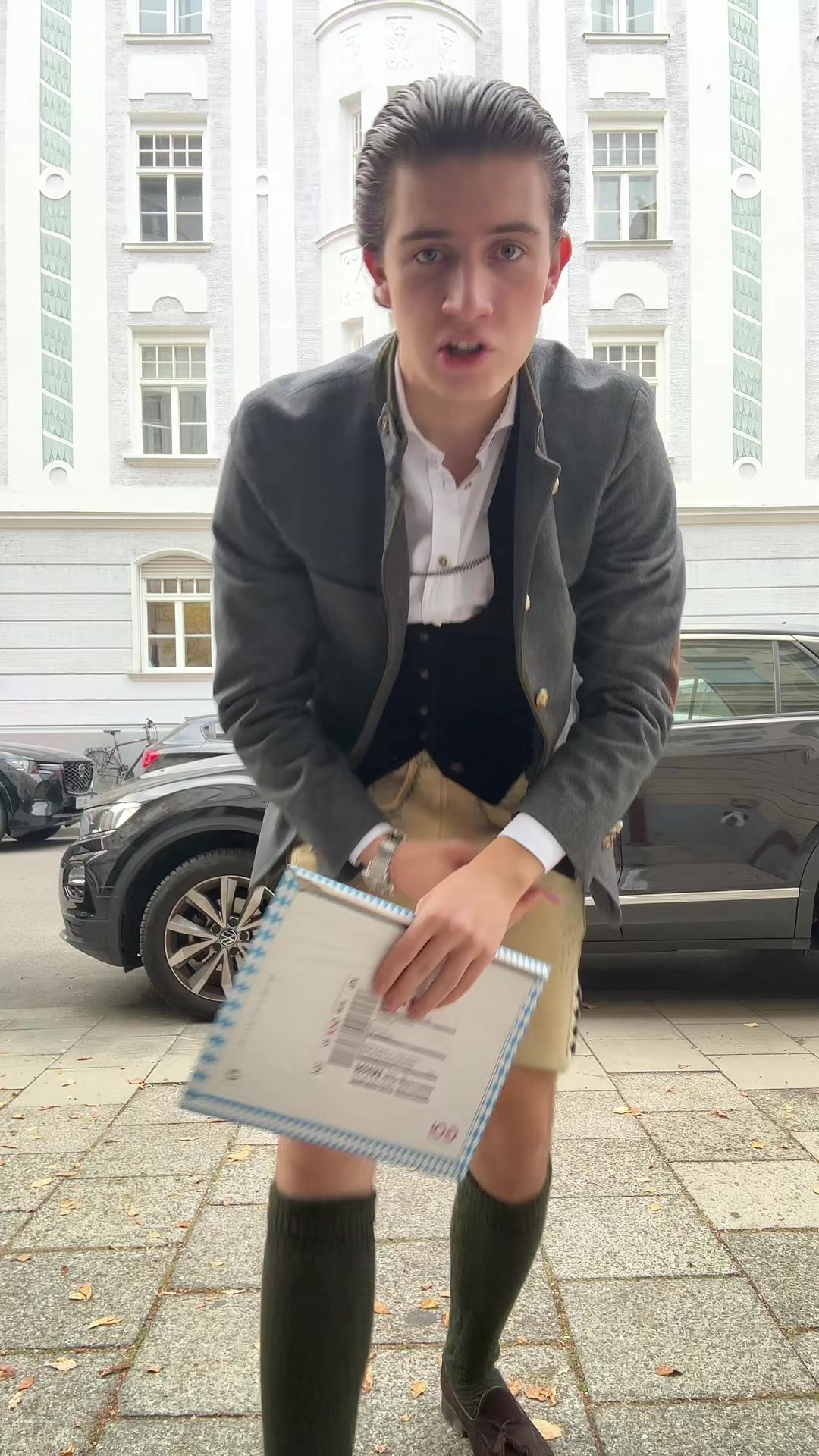 @Julius Nedeltschev