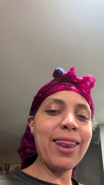 @😌