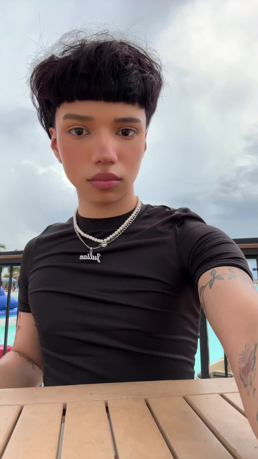 @prettyboyjulian1