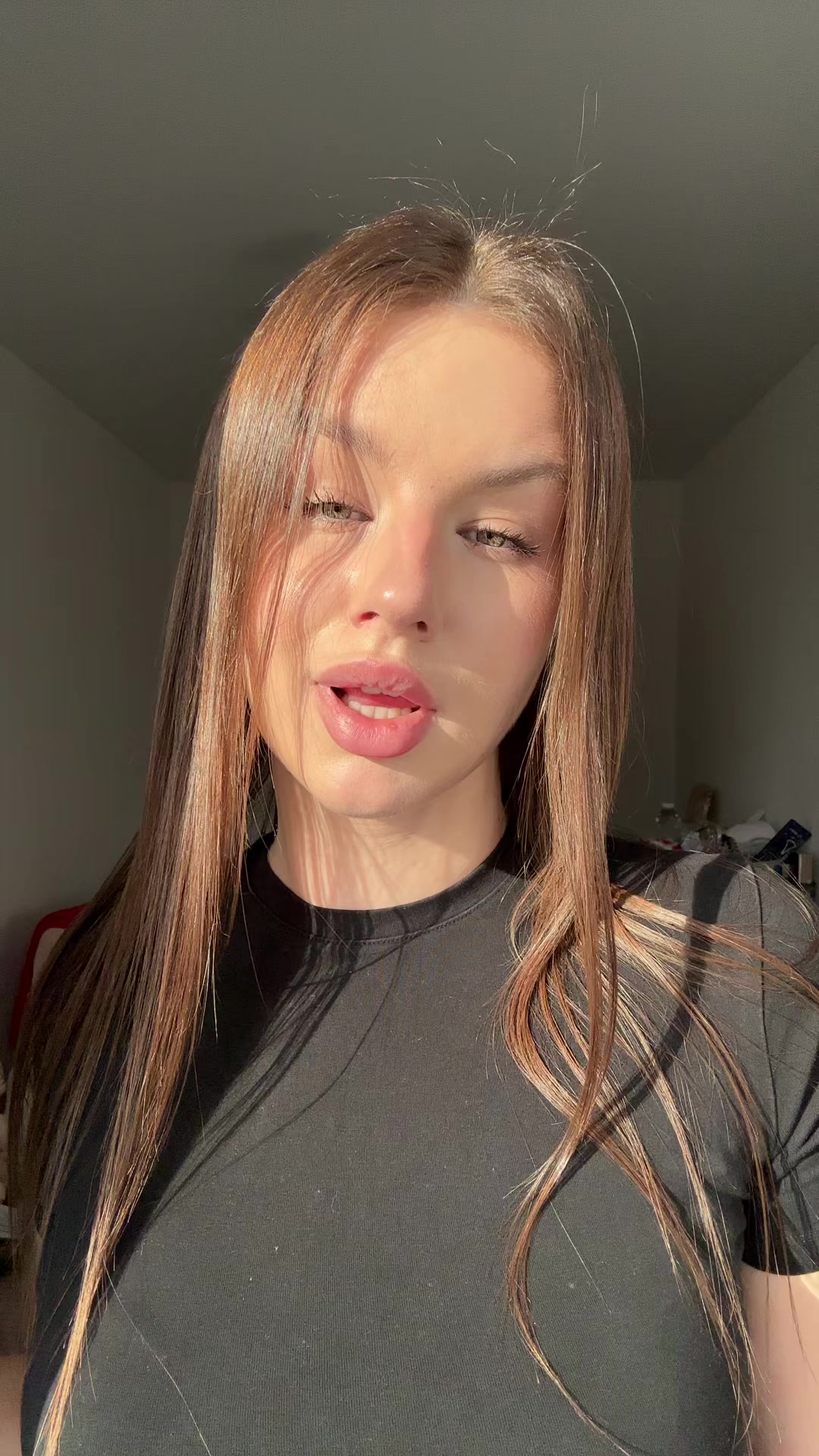 @🫂