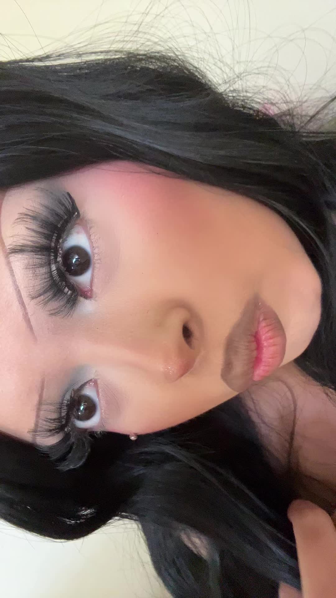 @𝐼𝓈𝒶 🎭