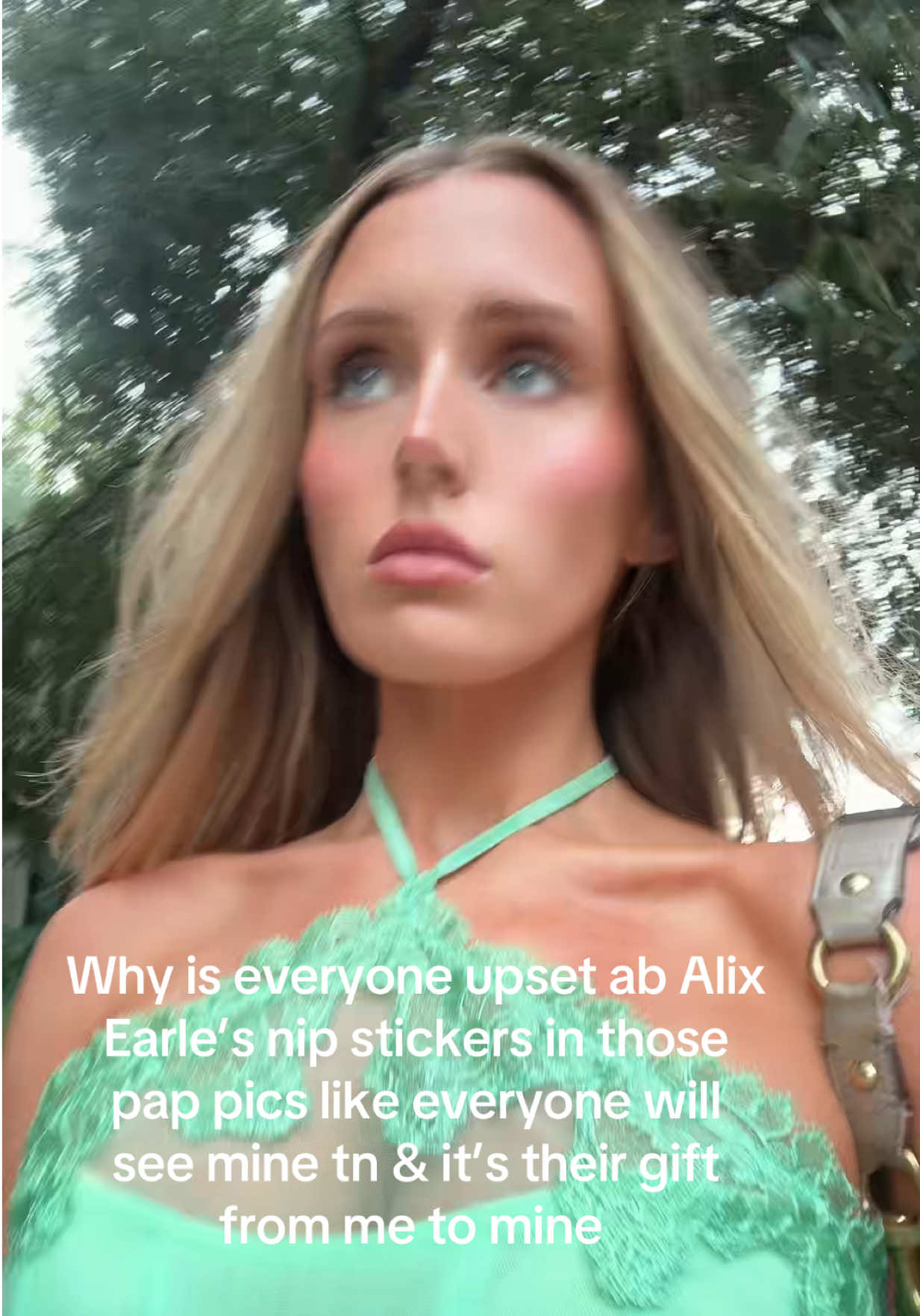 @isabella