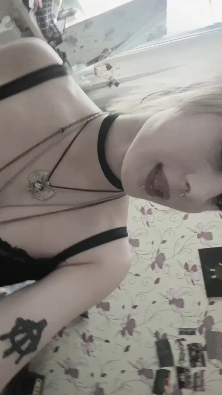 @𝔳𝔬𝔩𝔡𝔢𝔪𝔞𝔯𝔞
