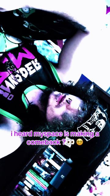 @😈Mr. Ghoul📚