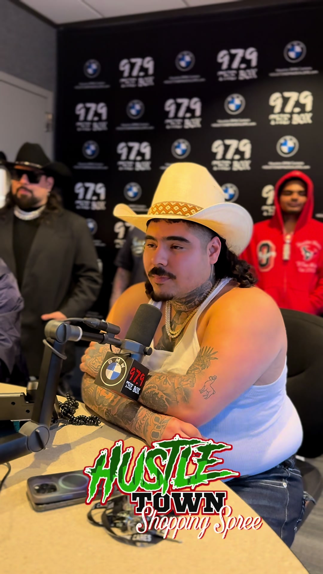 @hustletownnet