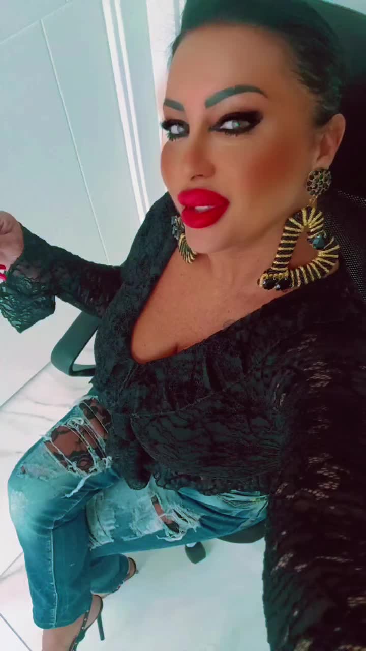 @Lina Chiantese