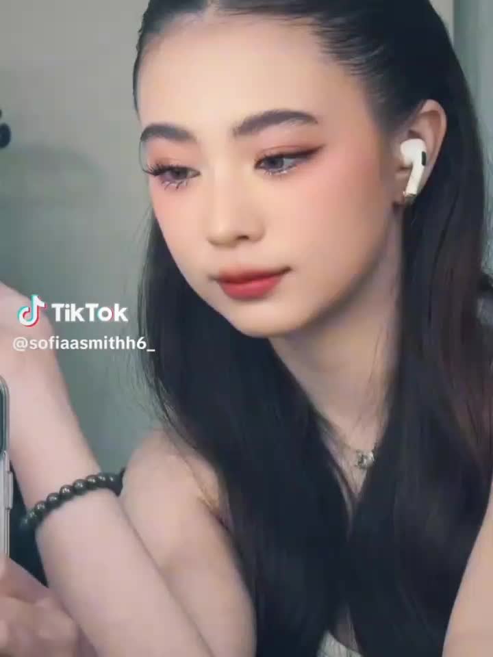 @Lunaaxzq