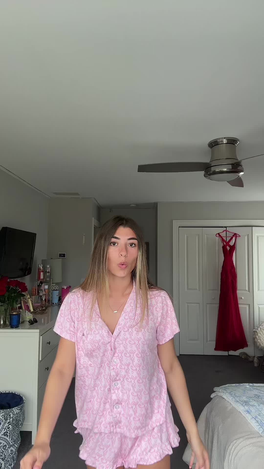 @supersecretprivbemyfriend