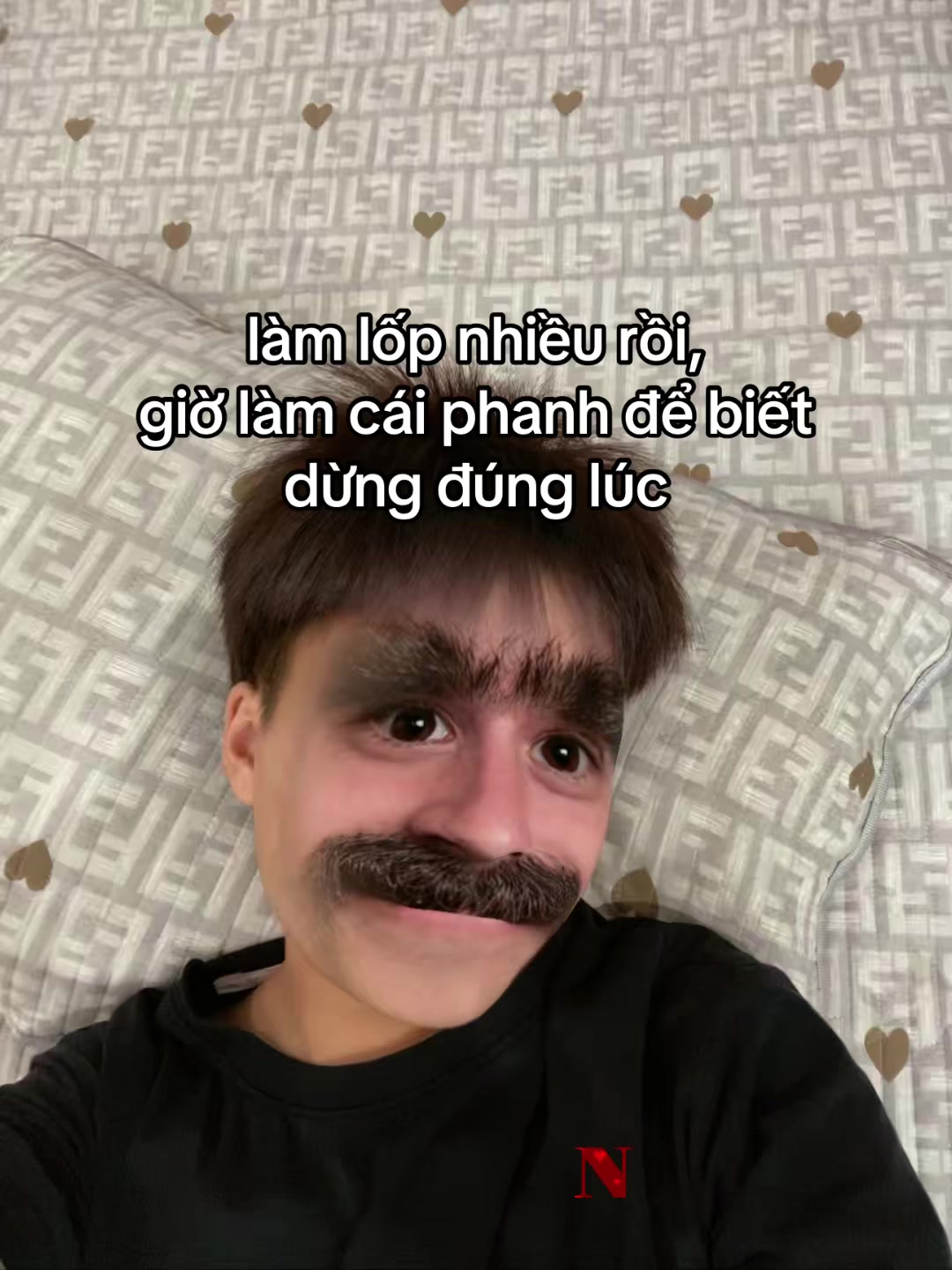 @mặt dính khẩu trang