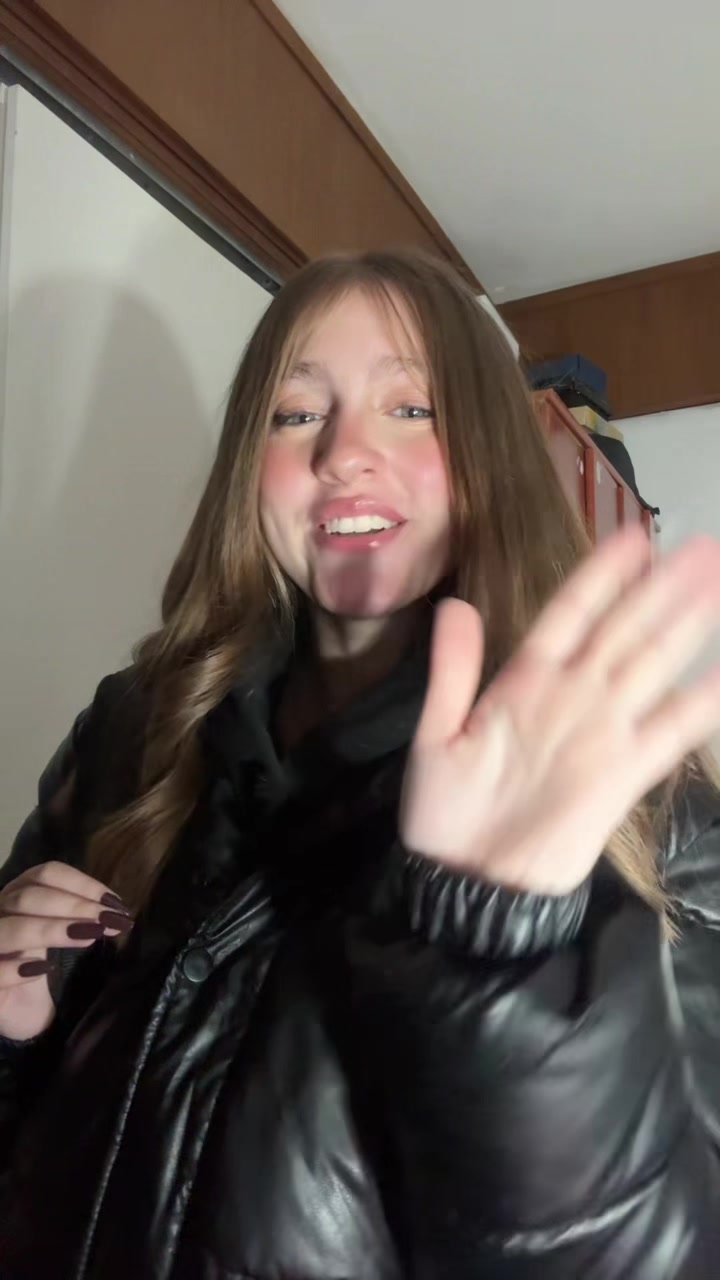 @𝒵𝑜𝑒𝓀𝓊𝓃𝒾𝓈𝒸𝒽𝒾