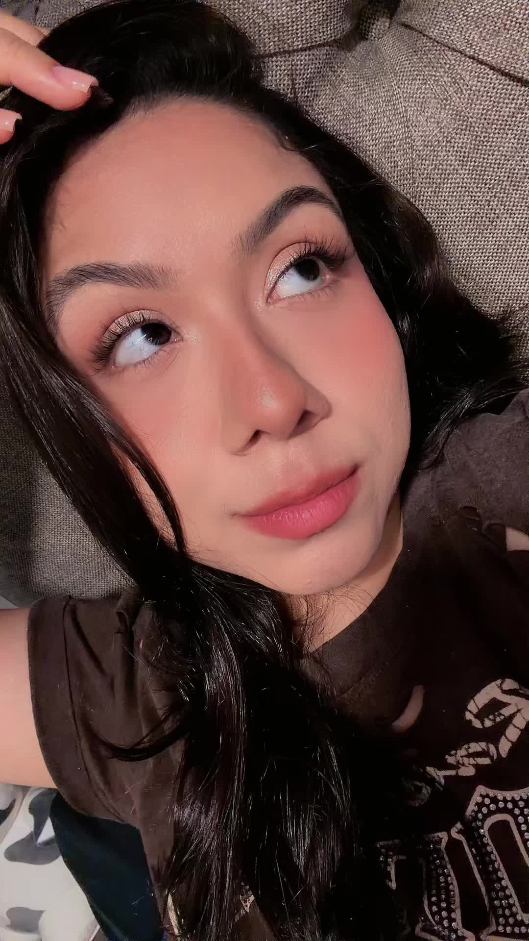 @Giselle Posada Official