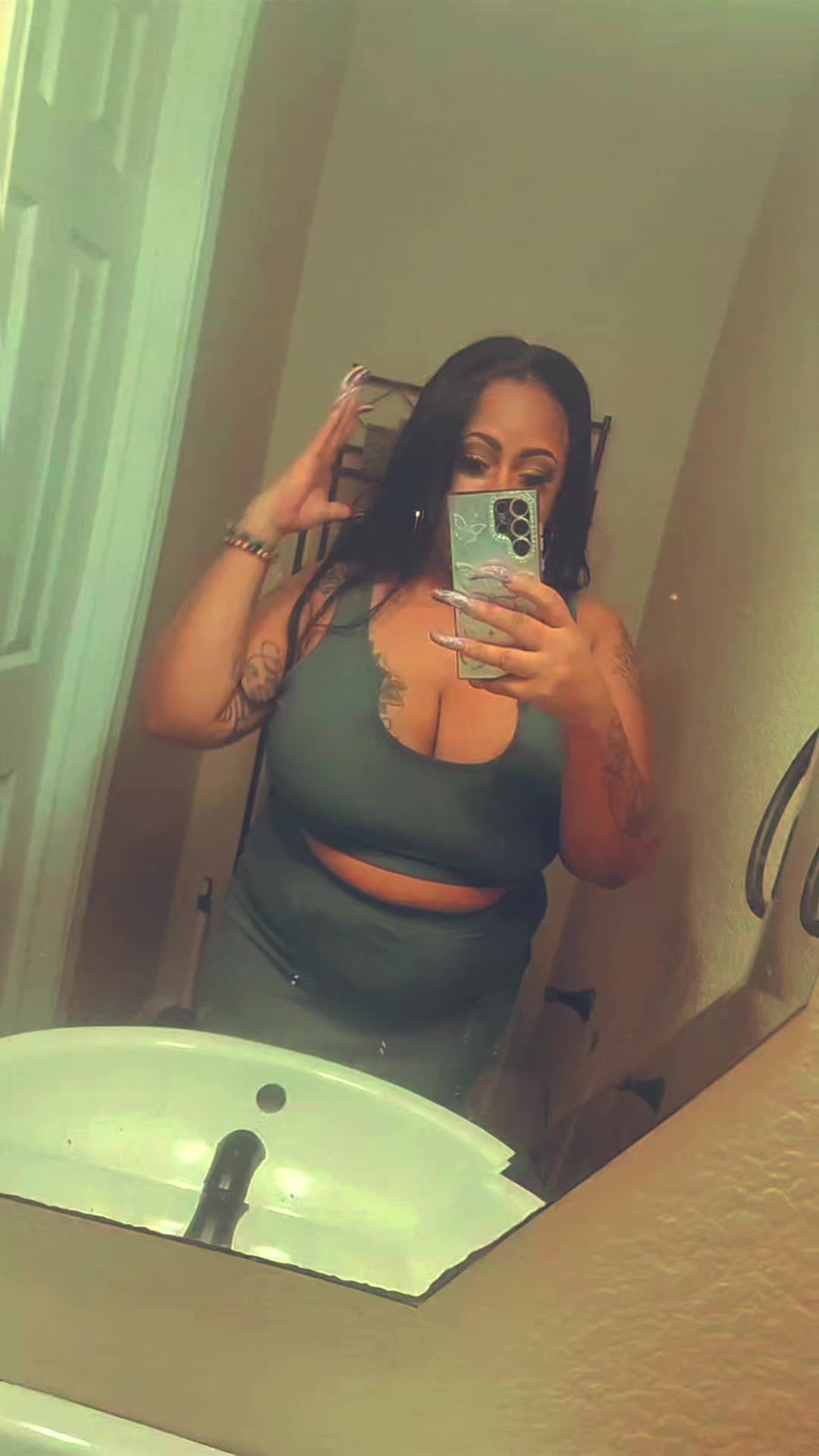 @😘♉️ Danni Rose ♉️😘