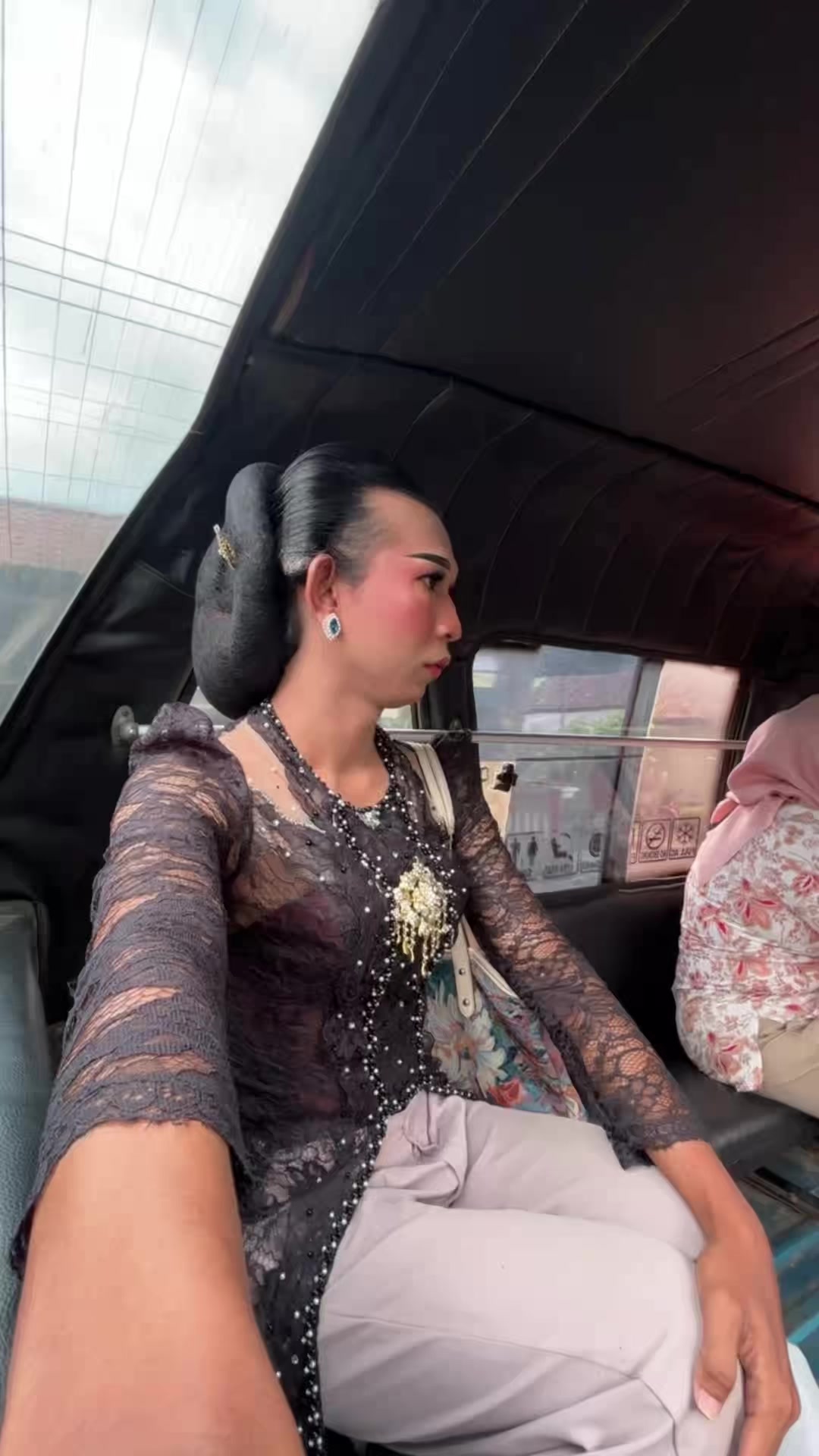 @Mbak Sari || Cucuk Lampah