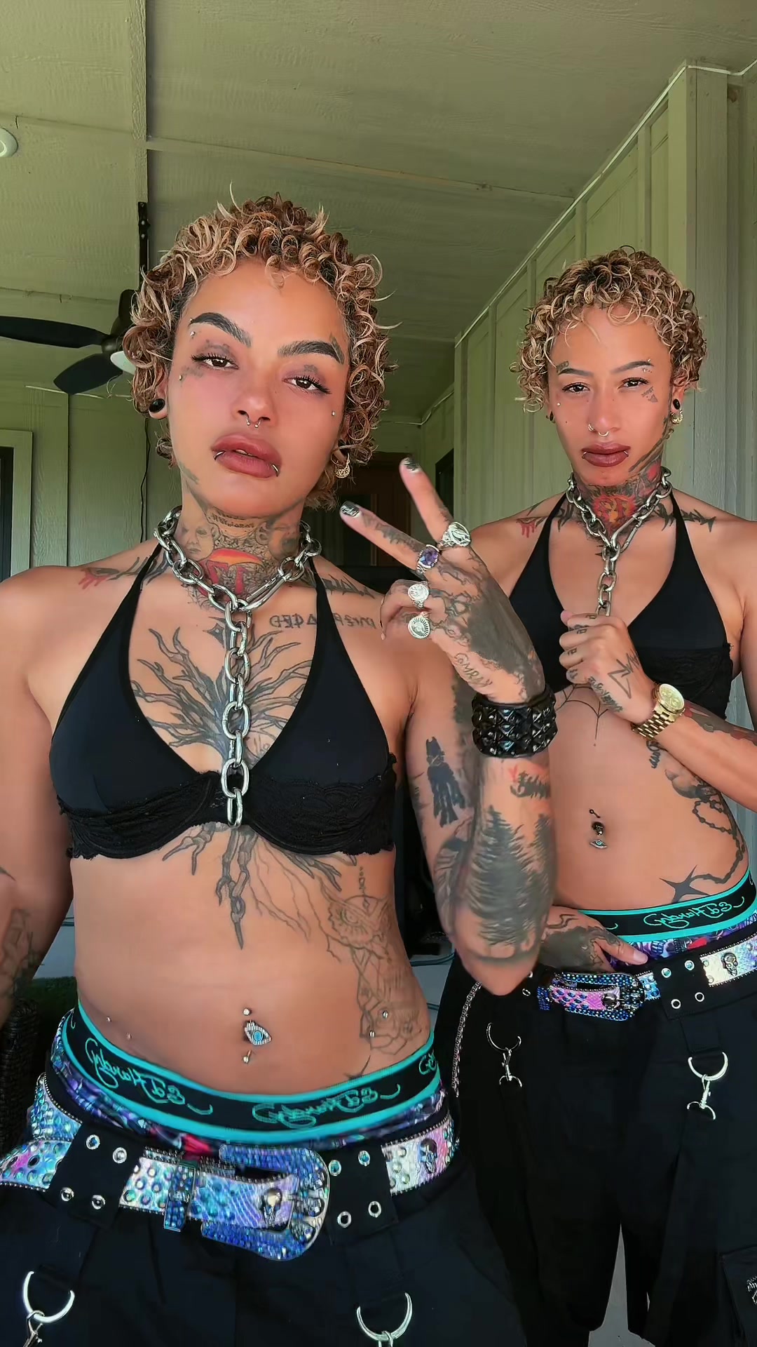 @NOT2TWINZ⛧