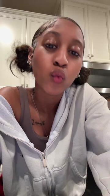 @NIA SIMONE