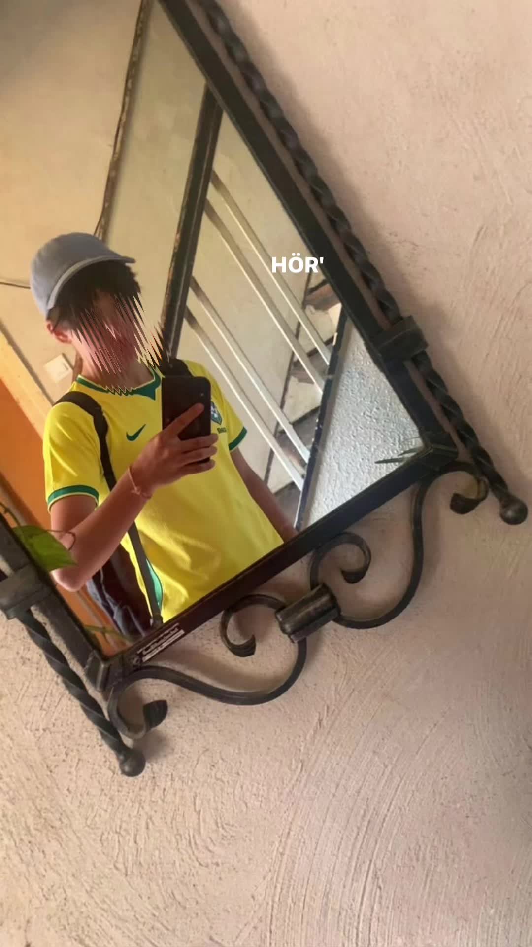 @𝒶𝓇𝒾𝒶𝓃&lsquo;💸