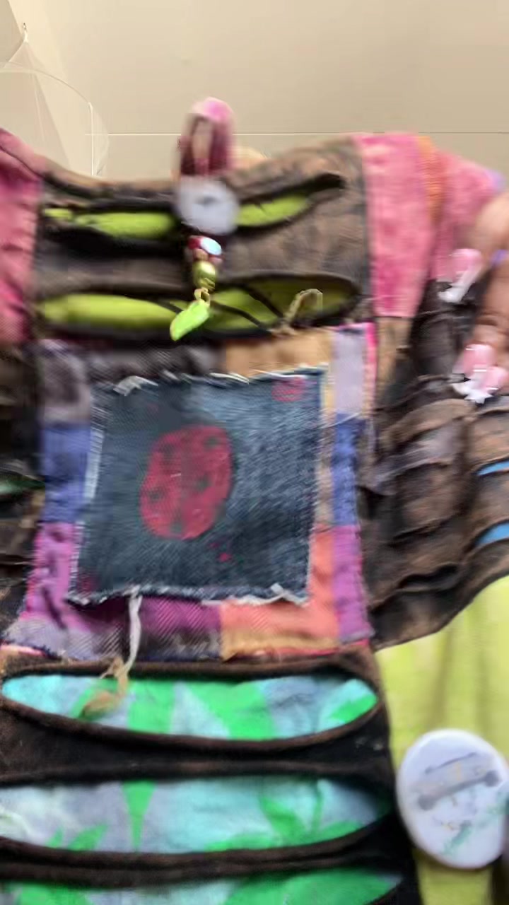 @weirdbug.grrl 🪲⋆｡˚꩜