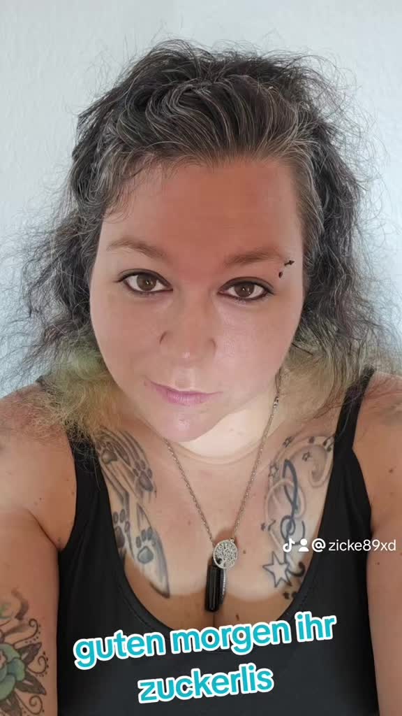 @z!cke89🦋💜🩷🖤🌸🎮😈