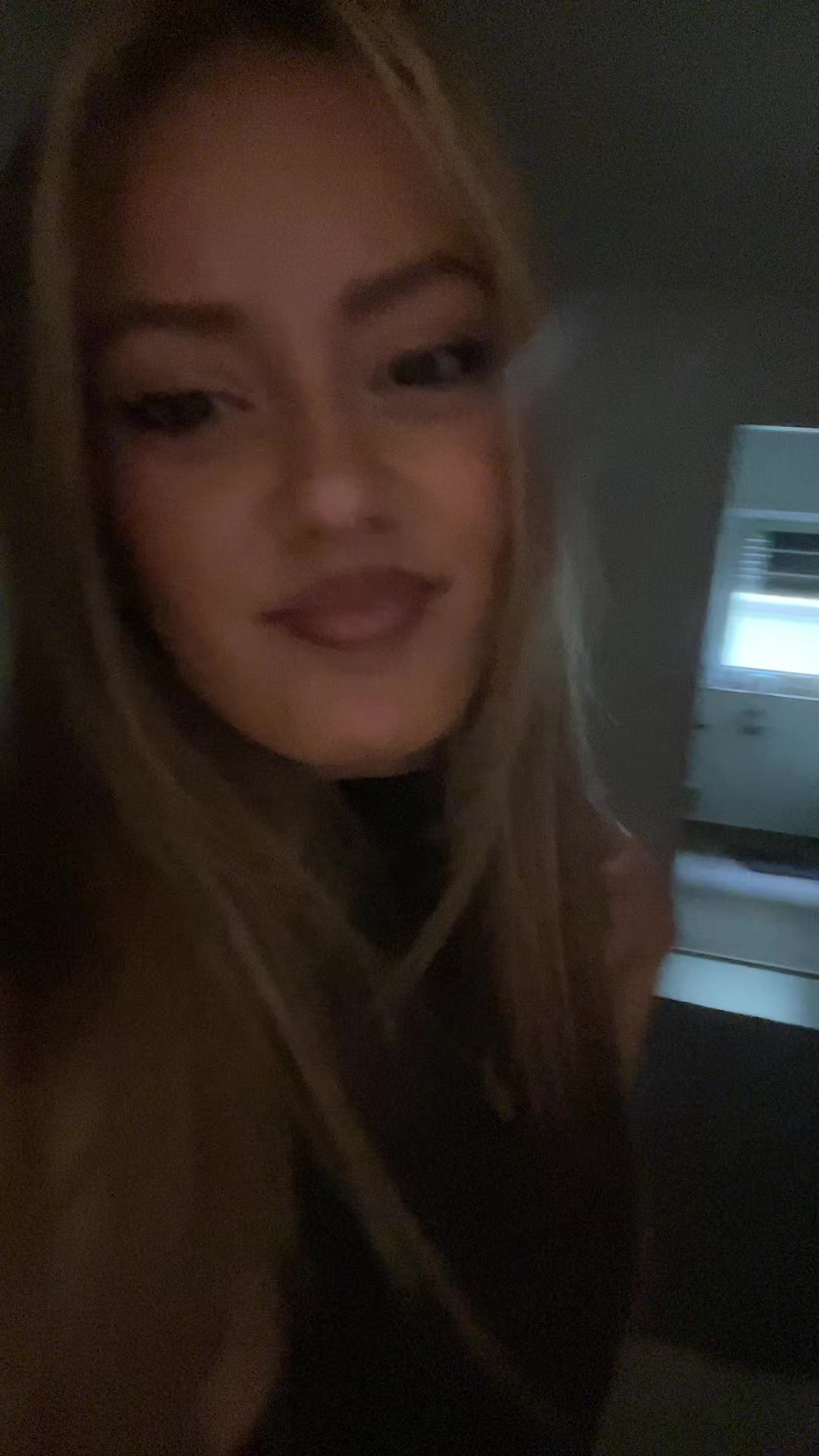 @deusheee