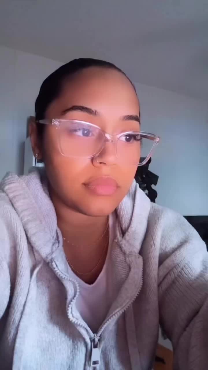 @Lisa__Lopes