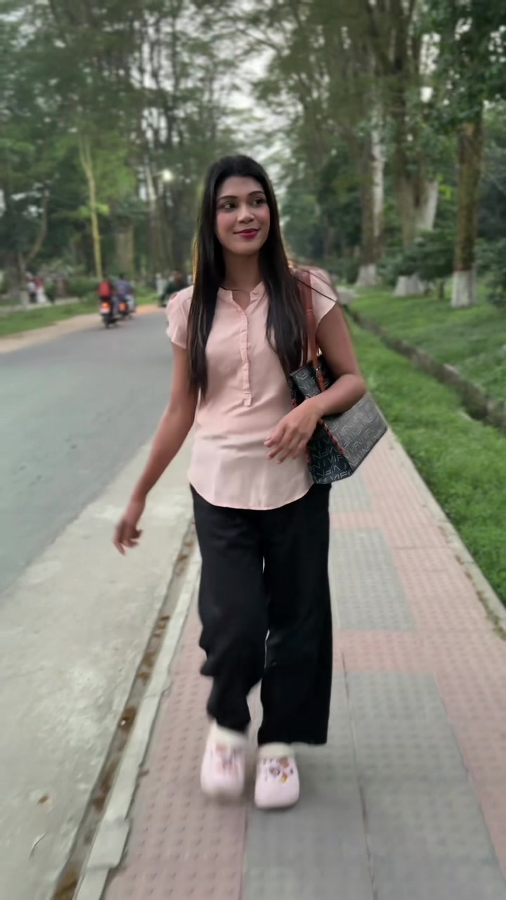 @👩&zwj;🎓⚖️Arshi +(আরু)⚖️🎓