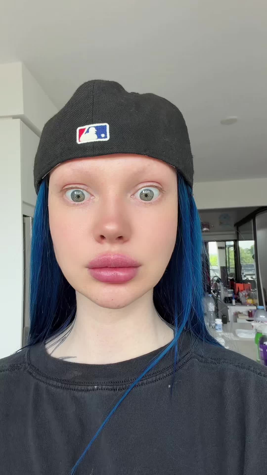 @awestarkitty