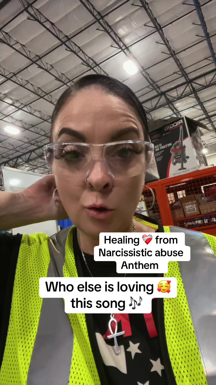 @Fancyface444
