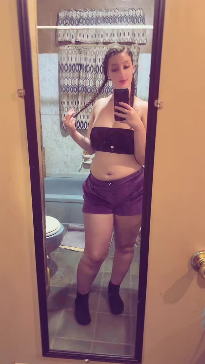 @Heluv_brii