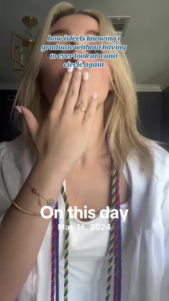 @S A R A H K A Y