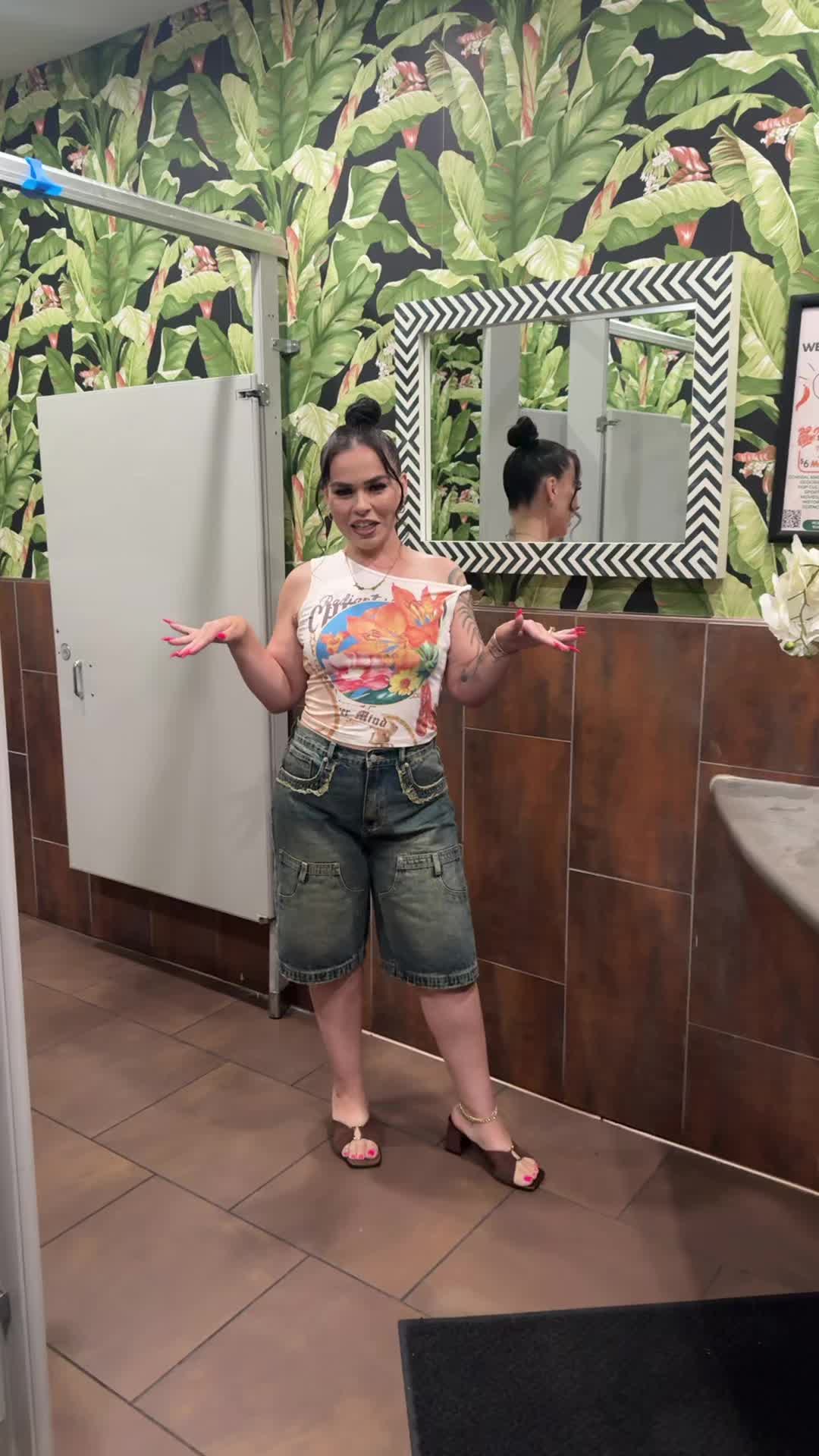 @WHOSTHATGIRLXO
