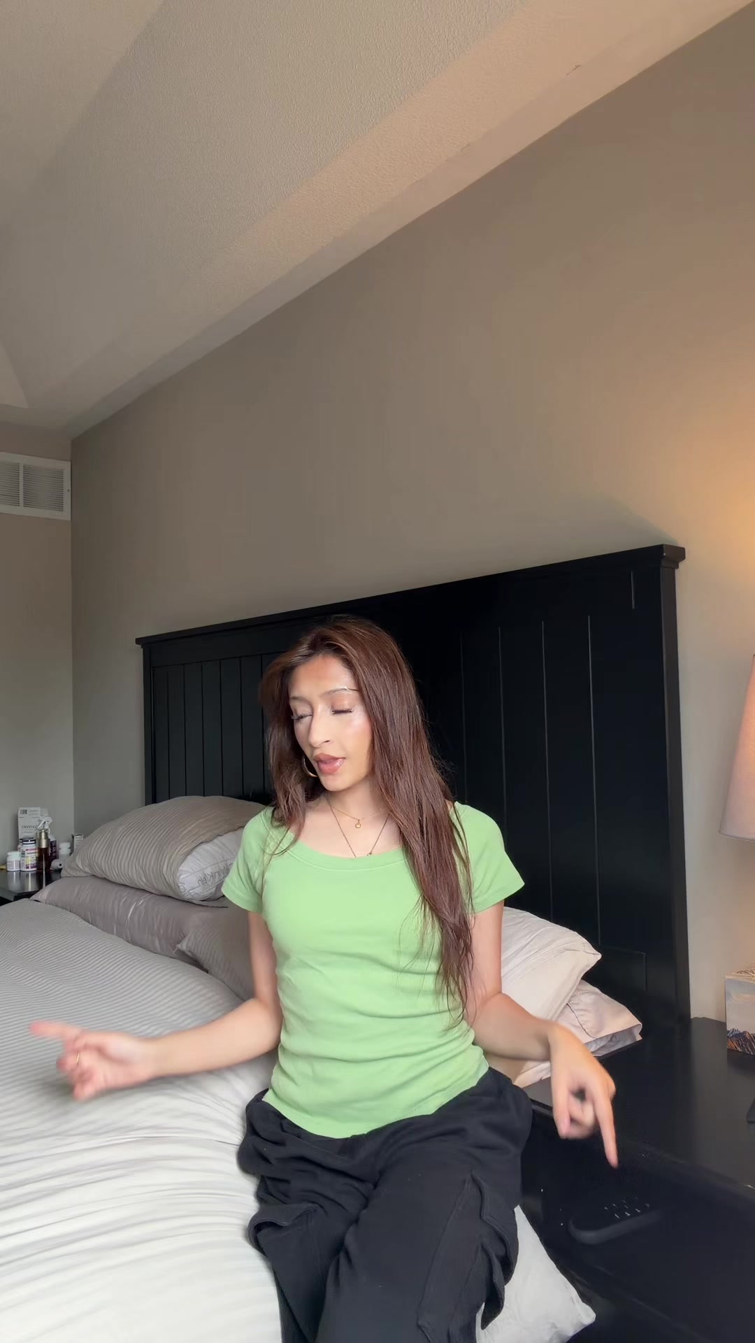 @Inaya F