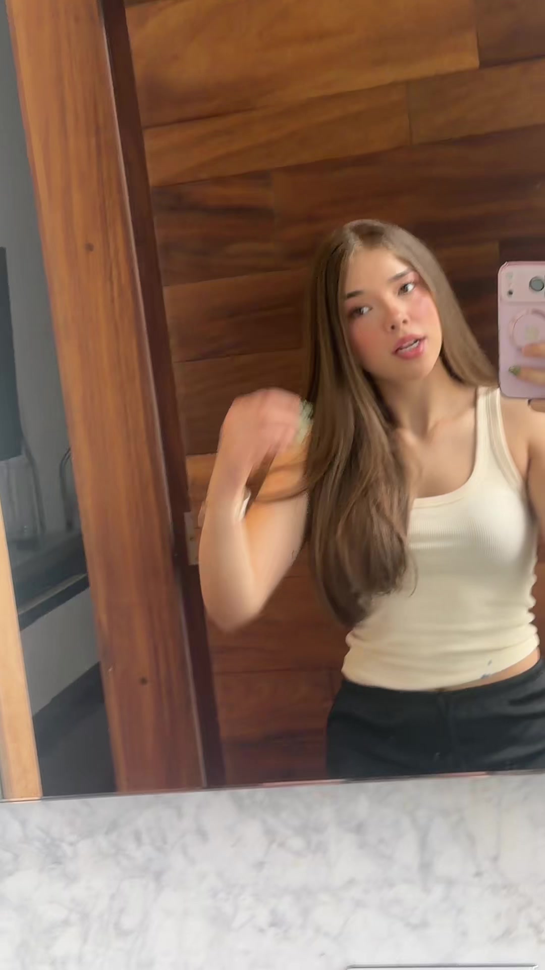 @𝐂aro