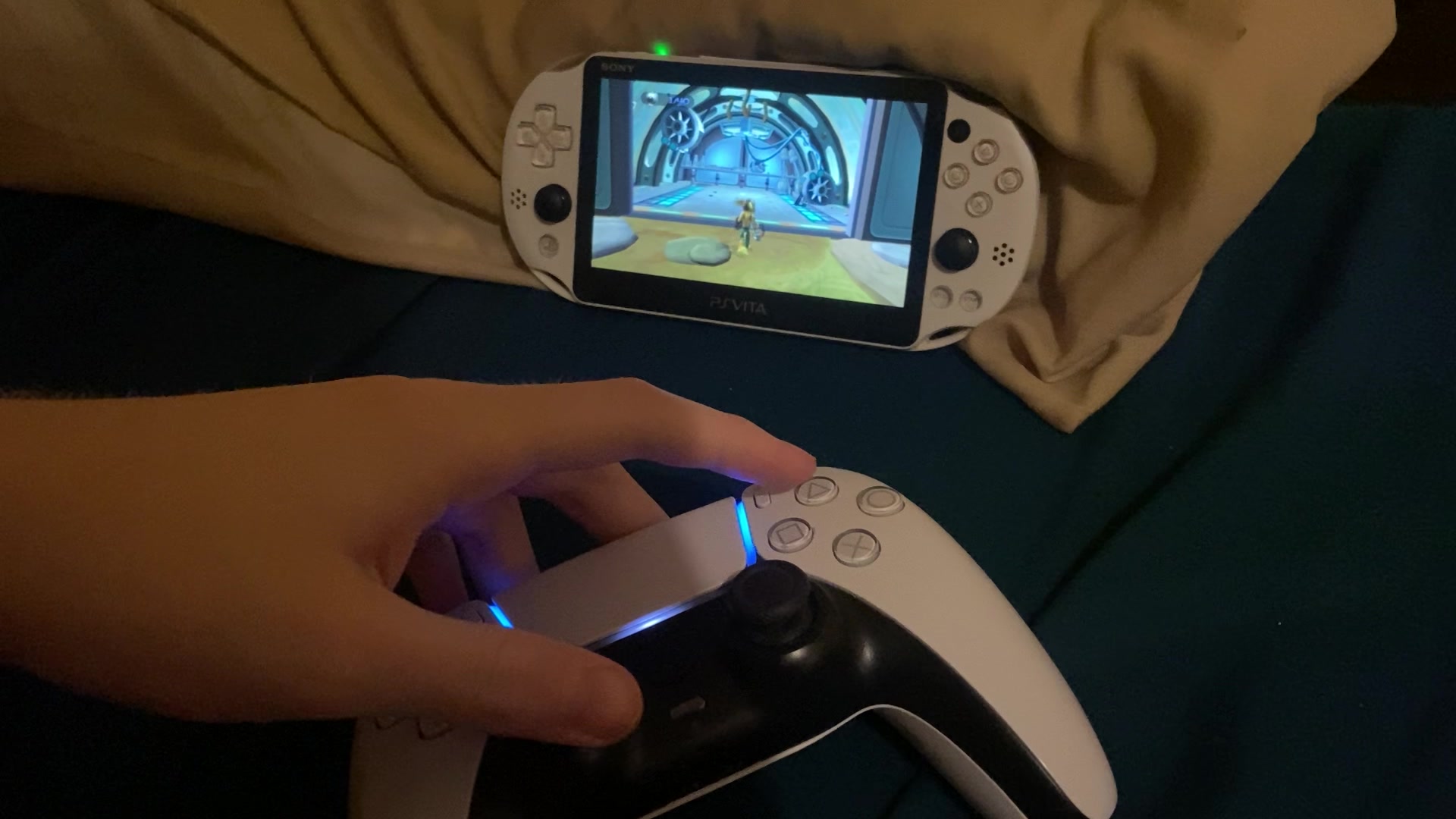@Retrovin