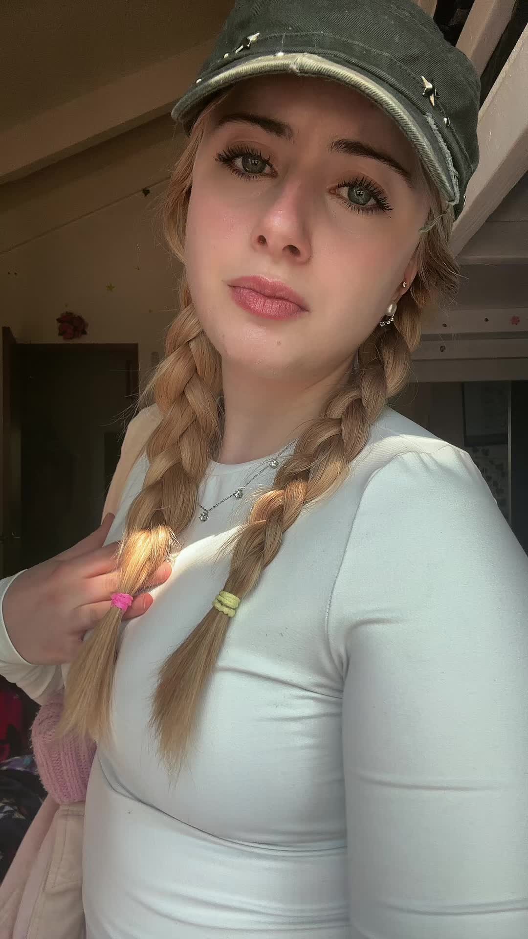 @Kr1ssee