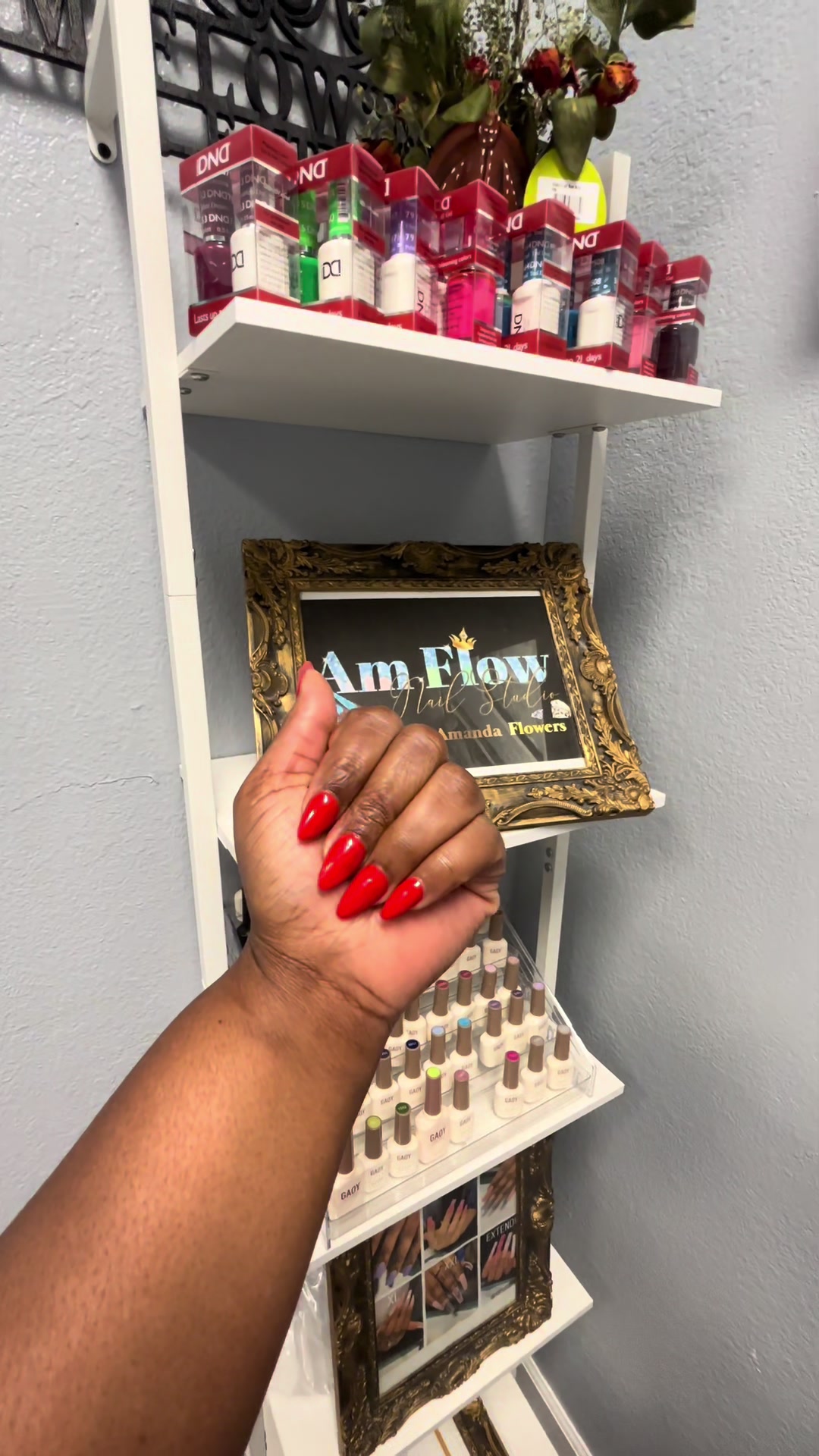 @R O N I T R A ✨🍒
