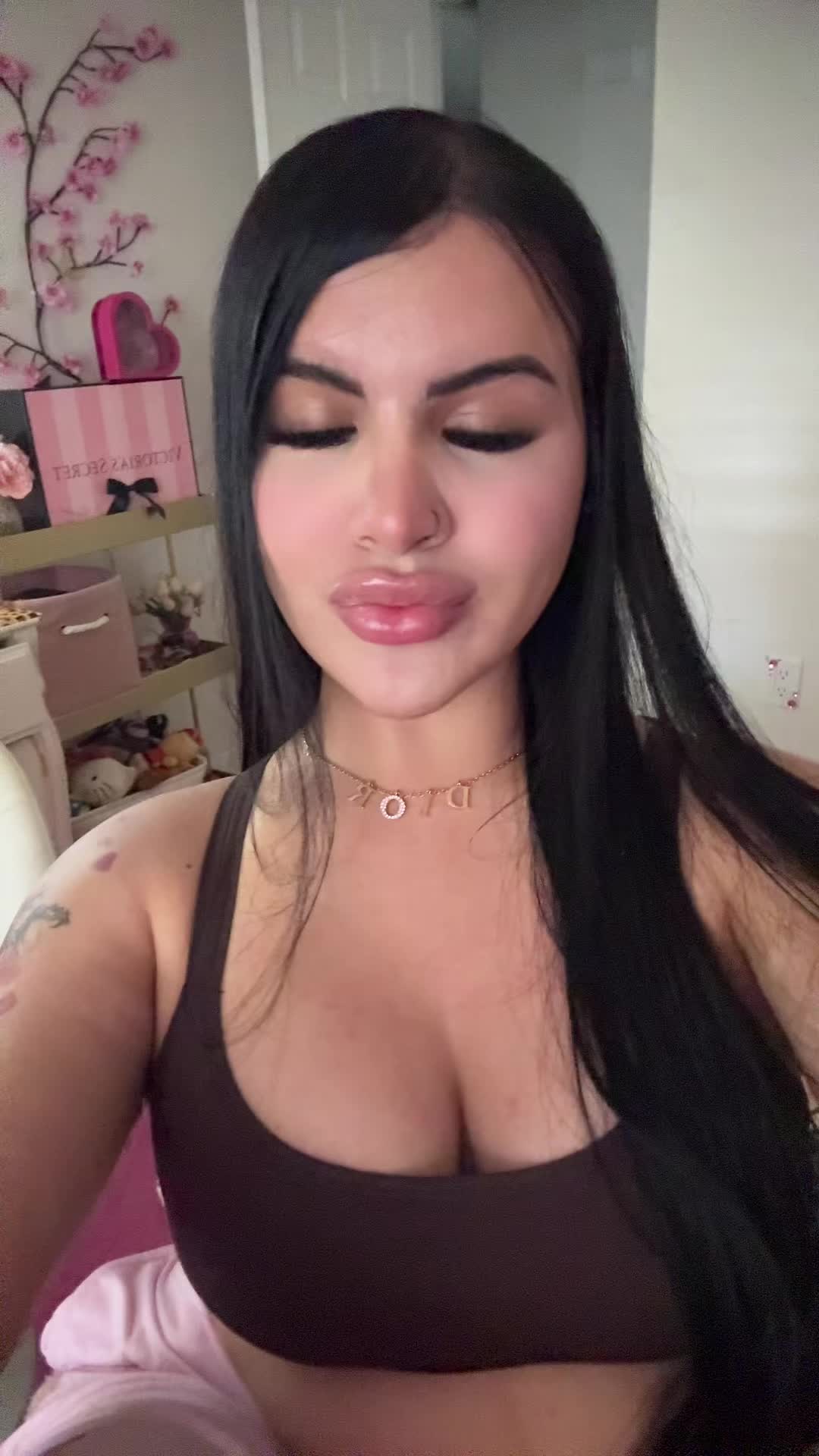 @g