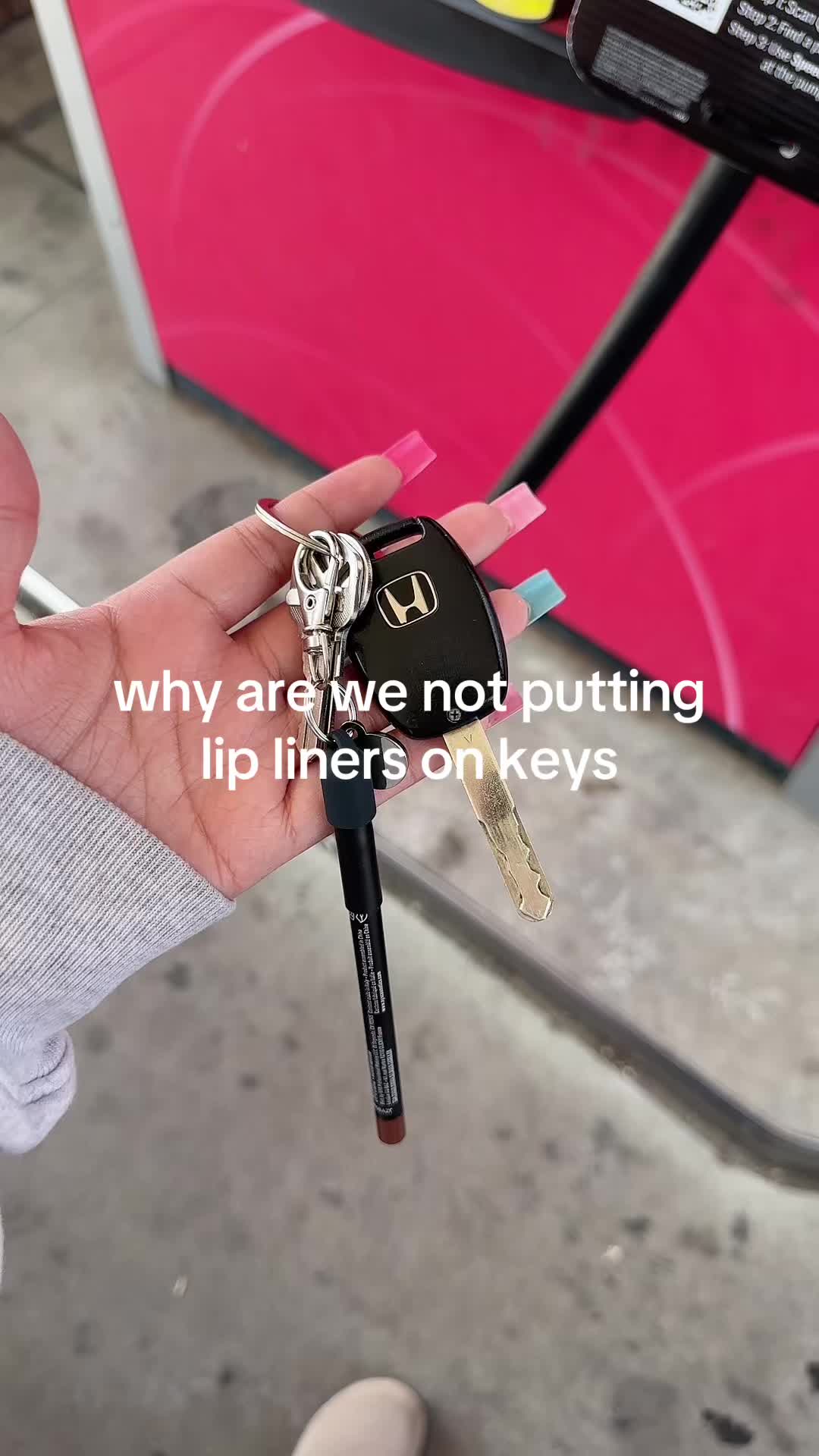 @Dollsthetic