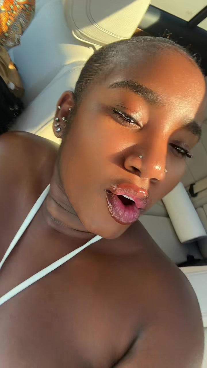 @moreofkb