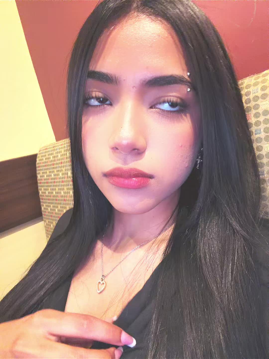 @nahomy.nm