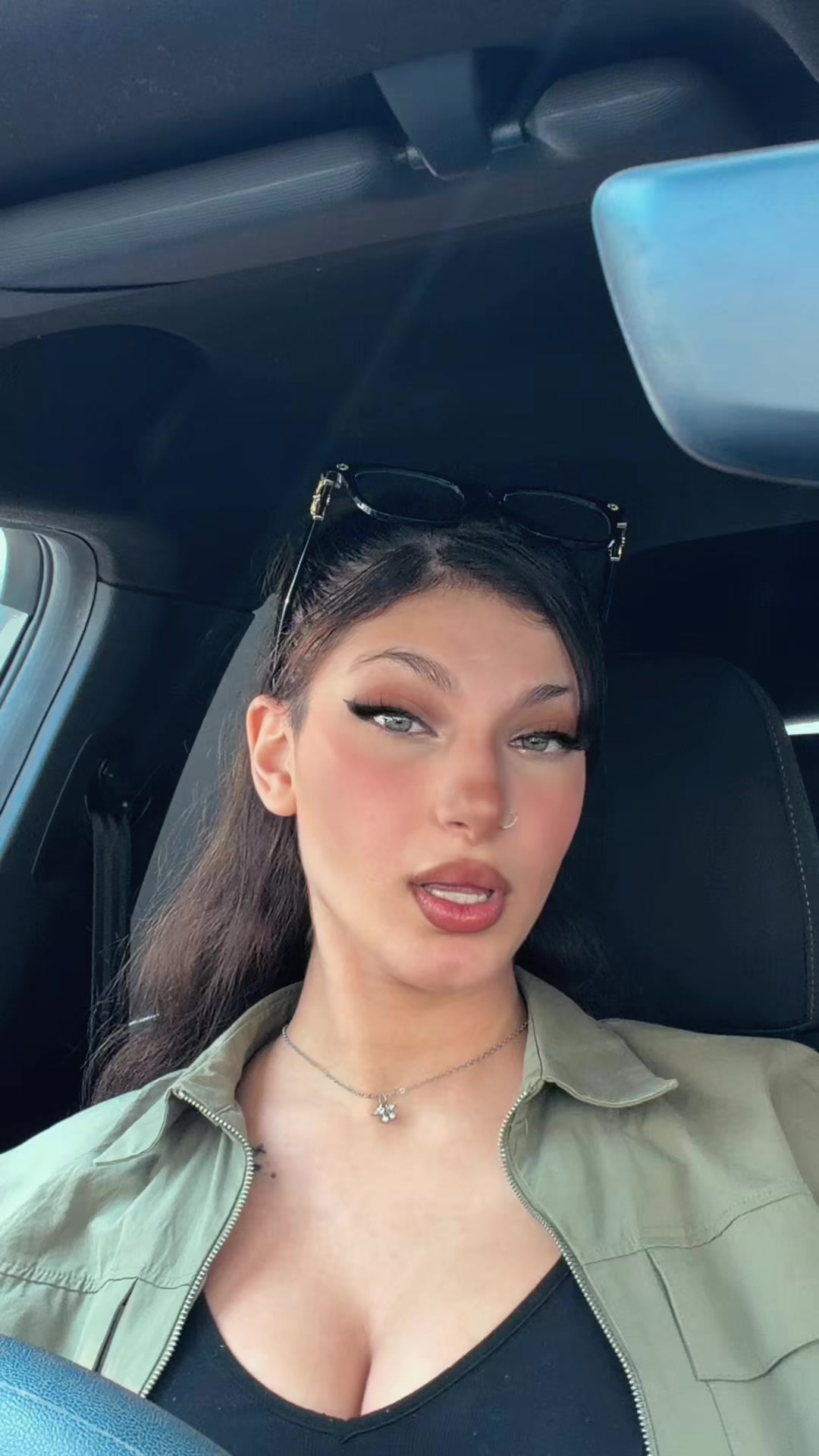 @𝐄𝐥𝐢𝐧𝐚🦋