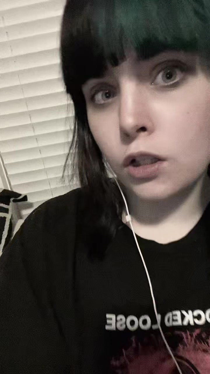 @WeepingRecluse🕷️