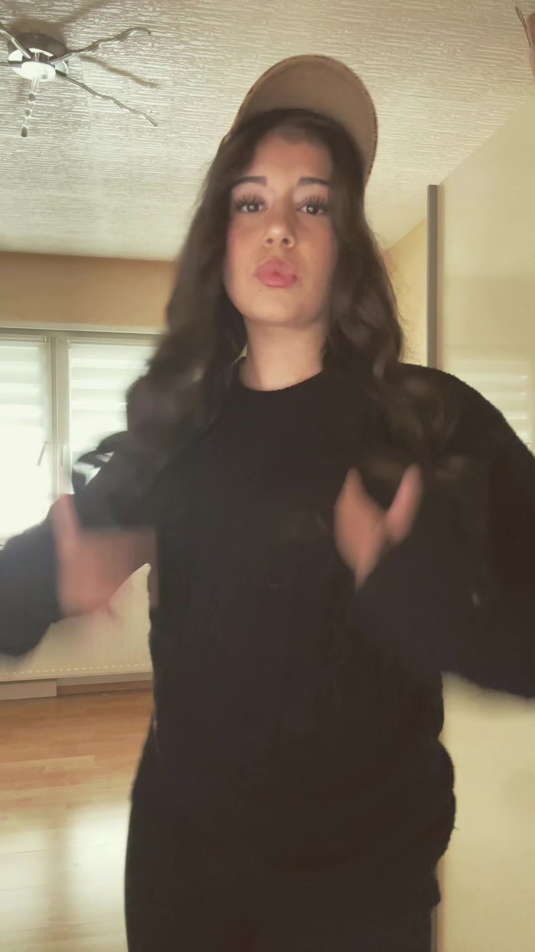 @𝑳𝒐𝒓𝒊𝒏