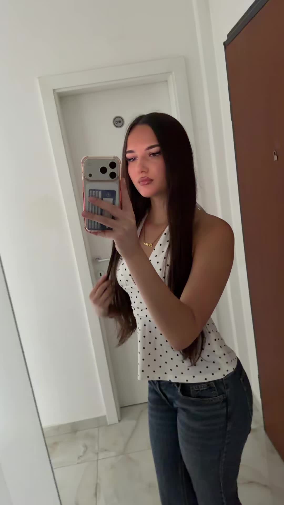 @𝐋𝐕