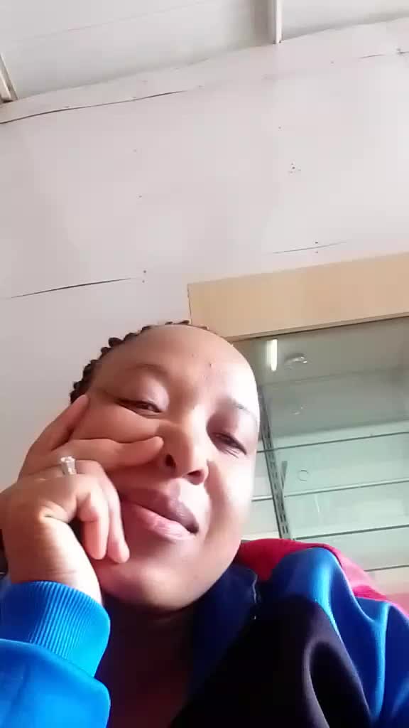 @pinkish